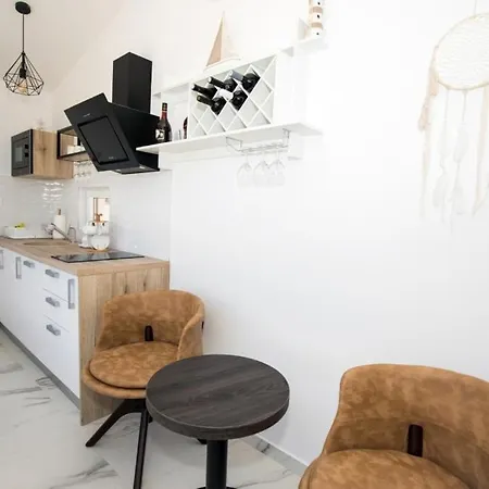 Studio In With Sea Views, Terrace, Air Conditioning, Washing Machine 4968-1